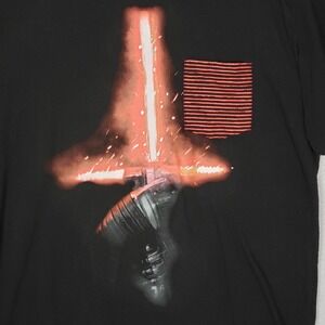 Star Wars Kylo Ren Crossguard Lightsaber Graphic Tee Shirt Black 100% Cotton L